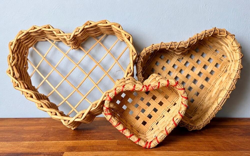 Vintage Heart Shaped Wicker Baskets Set of 3, Rustic Wall Decor
